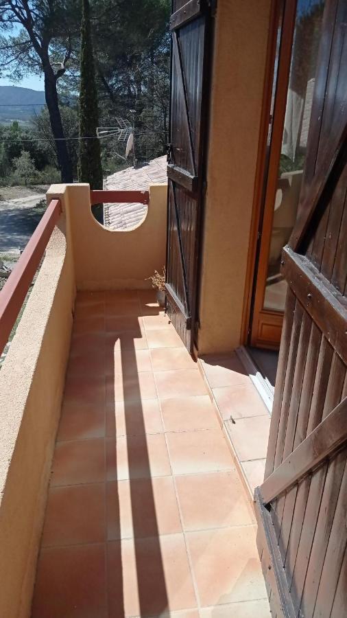 Bed and Breakfast Les Cigales Villelaure Екстер'єр фото