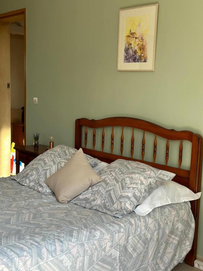 Bed and Breakfast Les Cigales Villelaure Екстер'єр фото